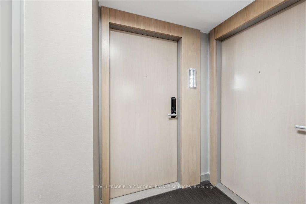 Photo 9 of Unit 1406, 575 Bloor Street E, Toronto, North St. James Town — HOMEH