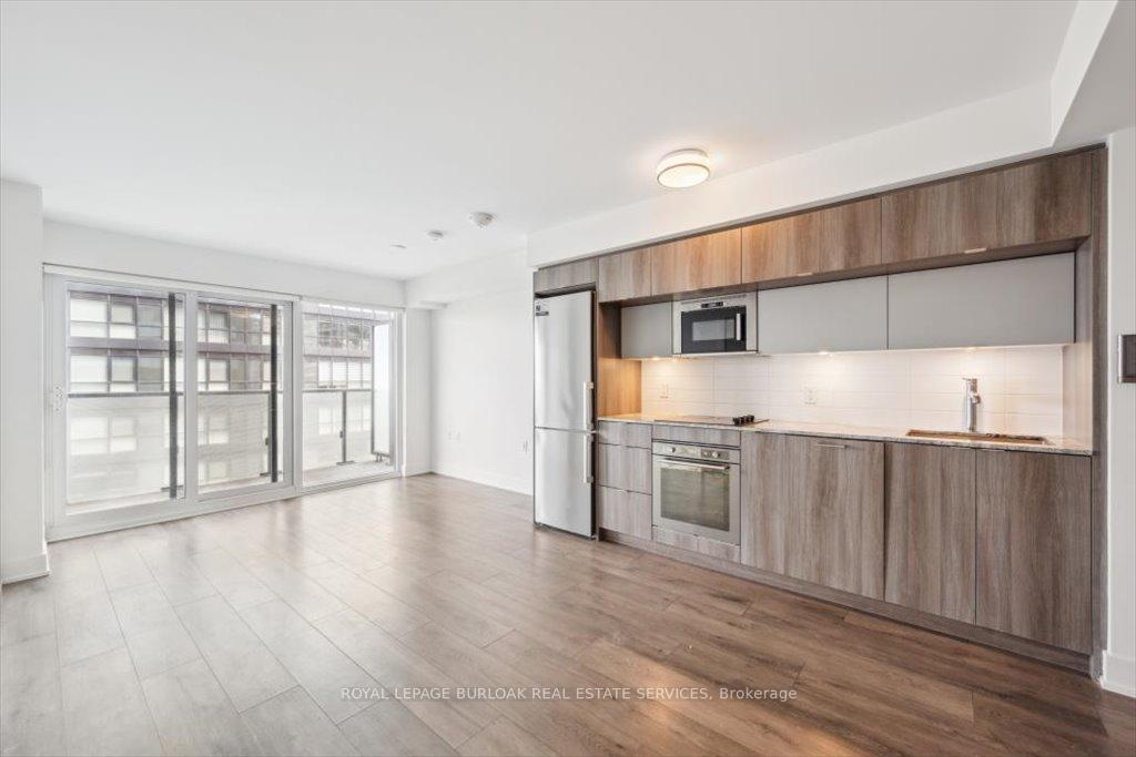 Photo 4 of Unit 1406, 575 Bloor Street E, Toronto, North St. James Town — HOMEH