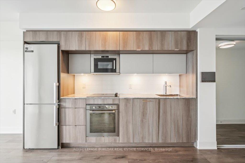Photo 5 of Unit 1406, 575 Bloor Street E, Toronto, North St. James Town — HOMEH