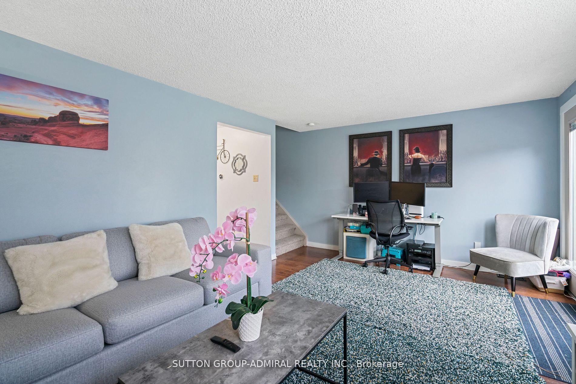 Photo 11 of 505 Elgin Street N, Cambridge — HOMEH