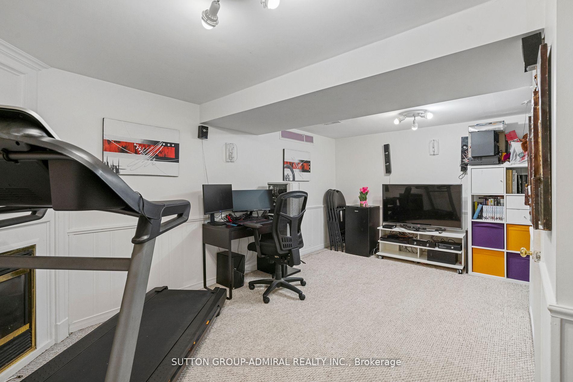 Photo 20 of 505 Elgin Street N, Cambridge — HOMEH