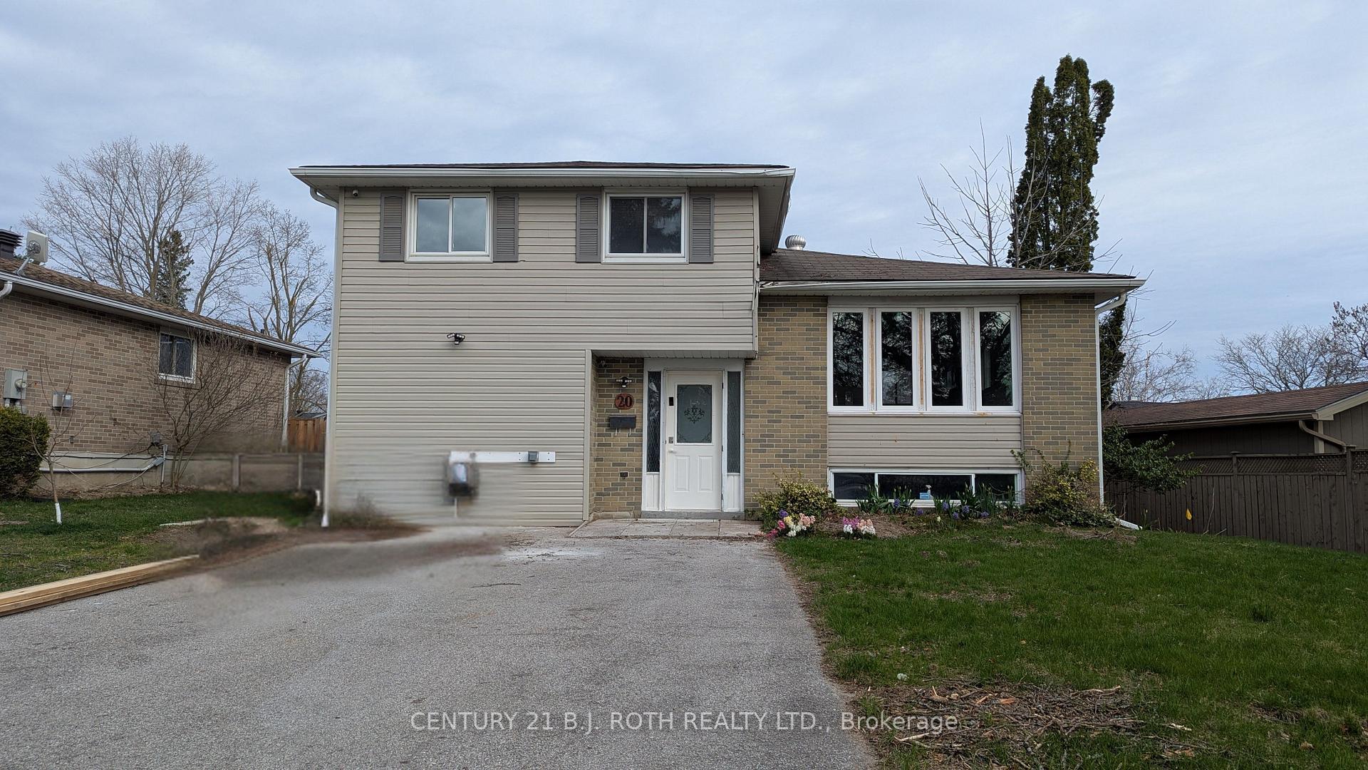 Photo 1 of Unit Upper, 20 Meadowland Avenue, Barrie, Allandale Heights — HOMEH