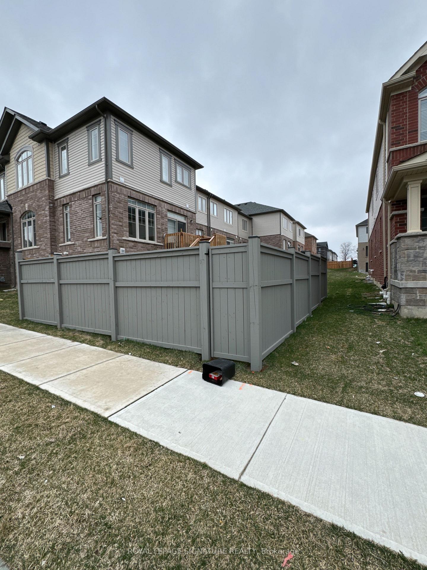Photo 7 of 95 Broadacre Drive, Kitchener — HOMEH