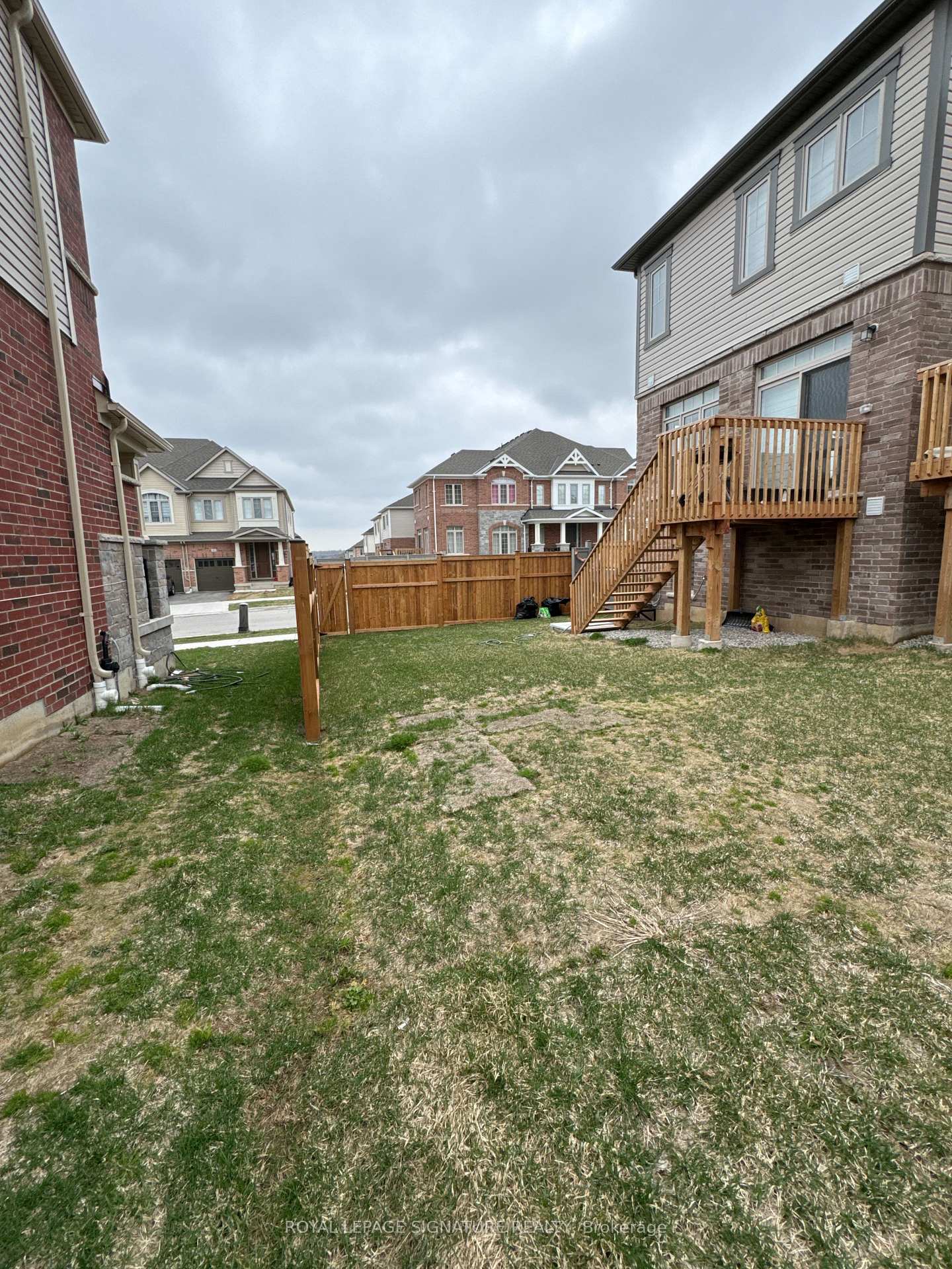 Photo 3 of 95 Broadacre Drive, Kitchener — HOMEH