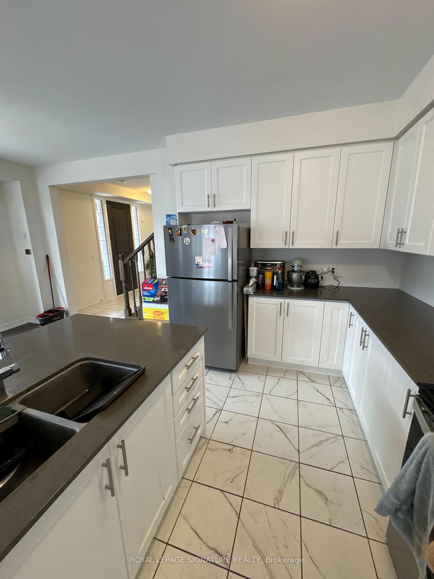 Photo 10 of 95 Broadacre Drive, Kitchener — HOMEH