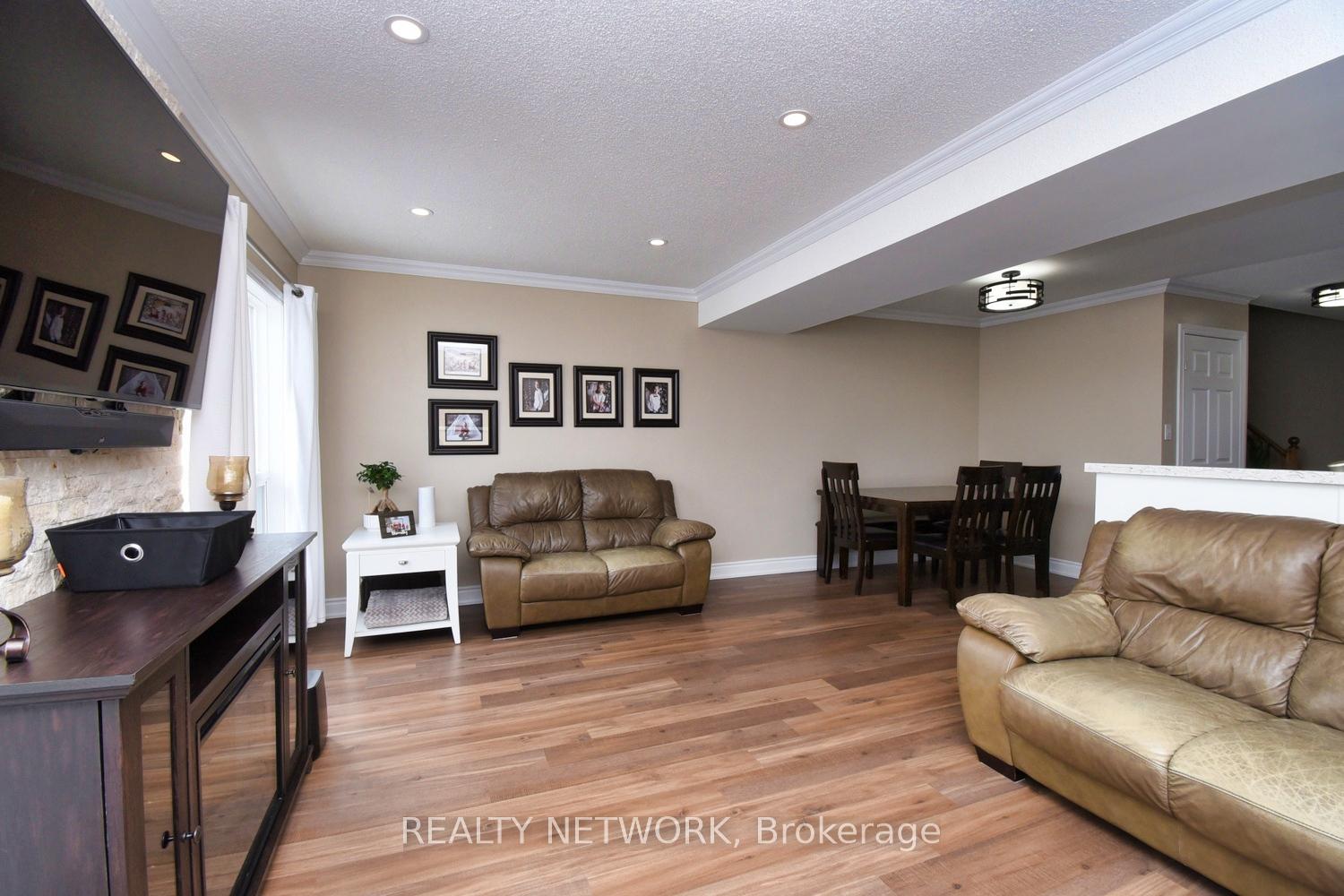 Photo 49 of 73 Thames Way, Hamilton, Binbrook — HOMEH