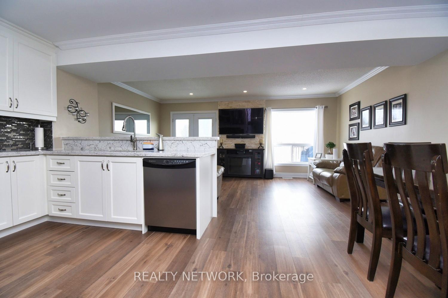 Photo 8 of 73 Thames Way, Hamilton, Binbrook — HOMEH