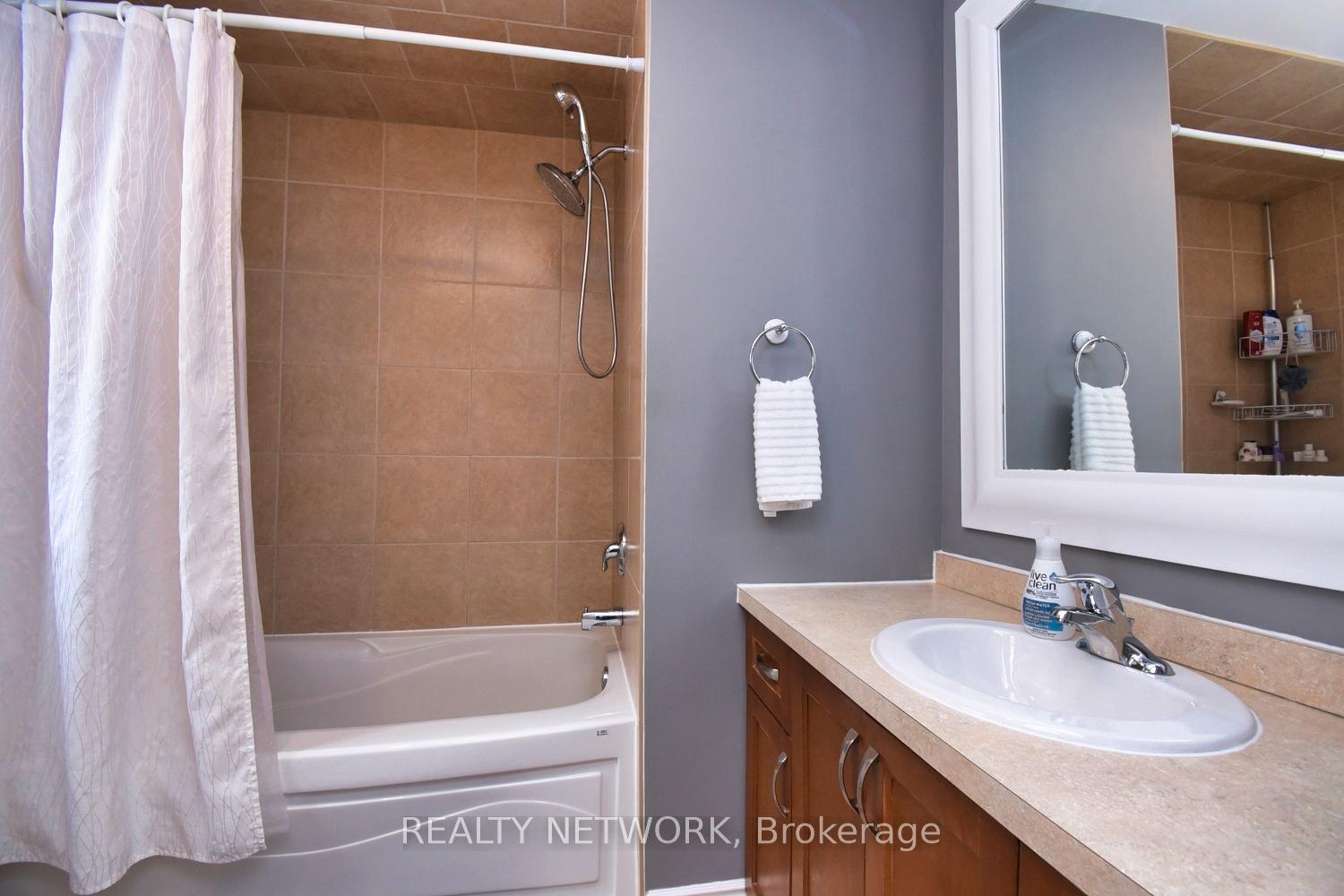 Photo 28 of 73 Thames Way, Hamilton, Binbrook — HOMEH