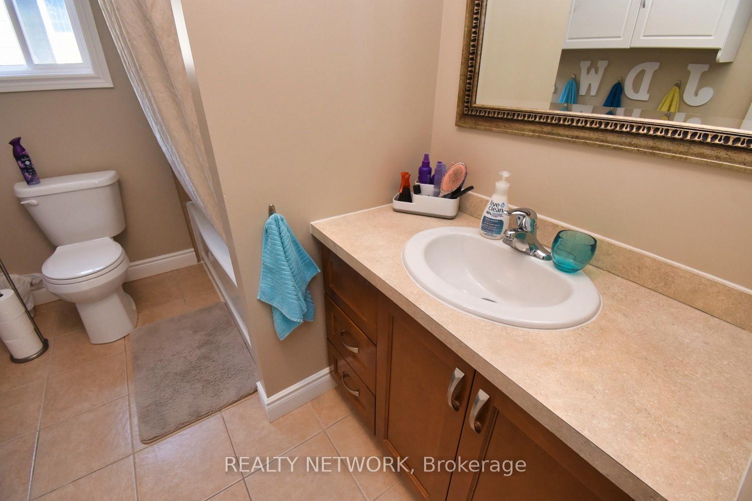 Photo 43 of 73 Thames Way, Hamilton, Binbrook — HOMEH