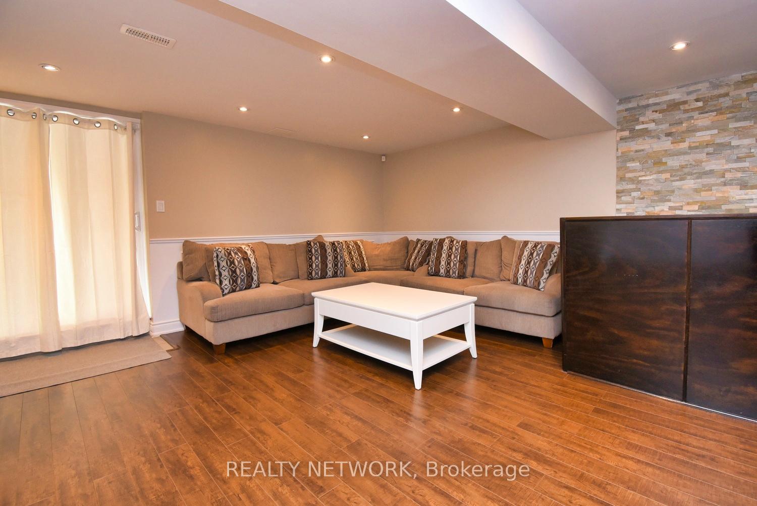 Photo 37 of 73 Thames Way, Hamilton, Binbrook — HOMEH