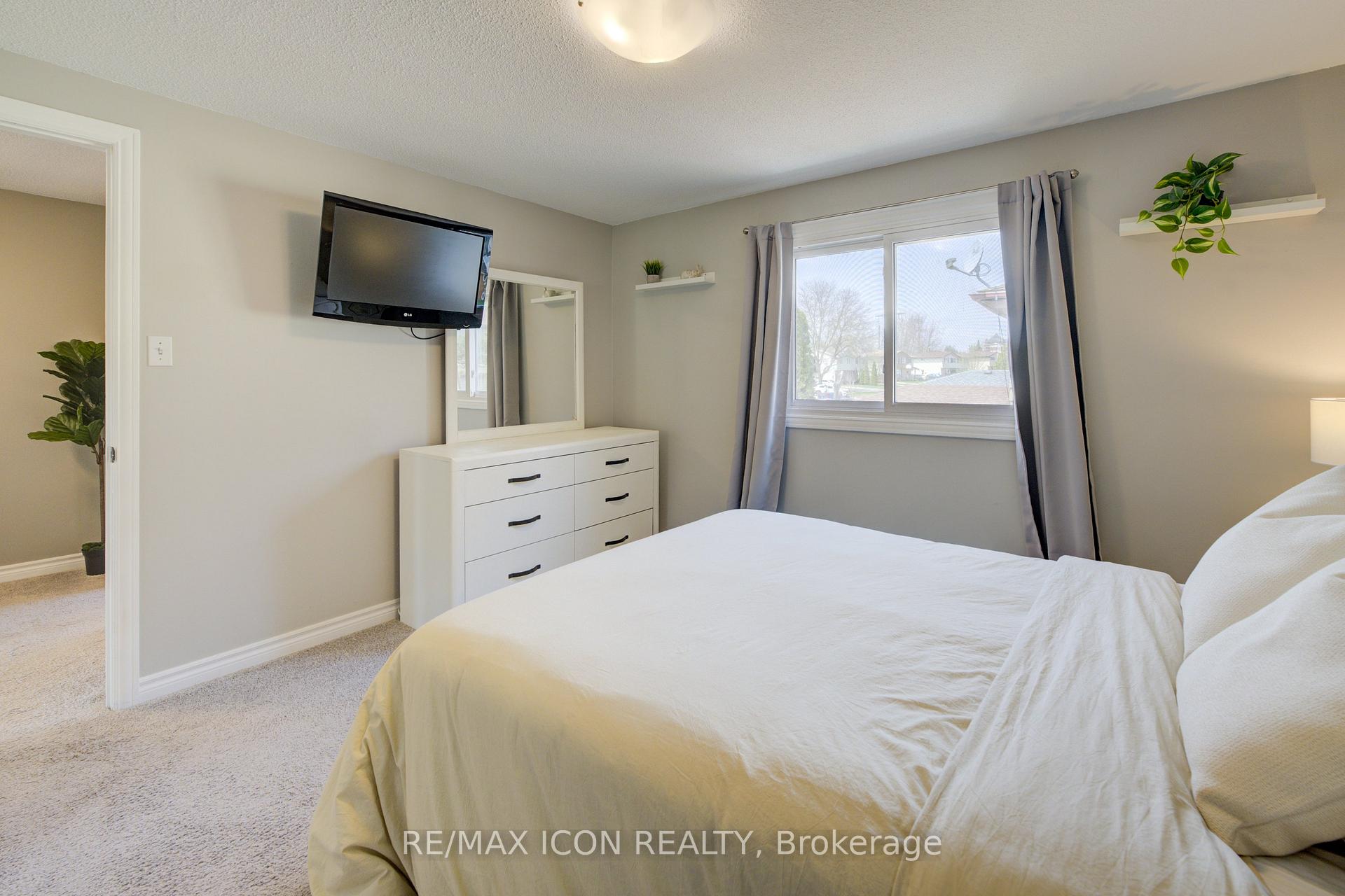 Photo 20 of 2 Briarlea Road, Guelph, Kortright West — HOMEH