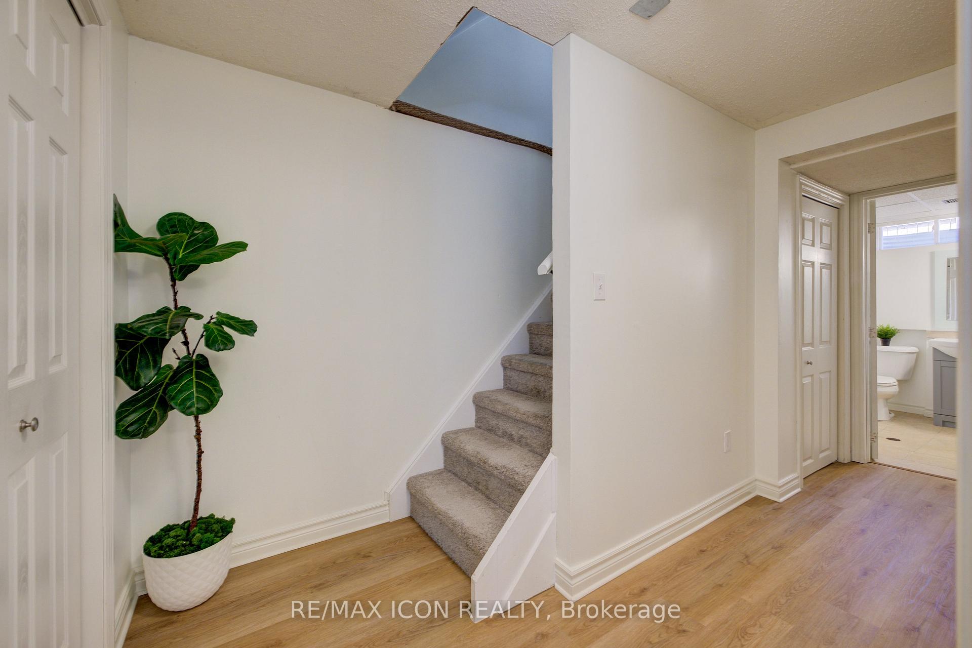 Photo 25 of 2 Briarlea Road, Guelph, Kortright West — HOMEH