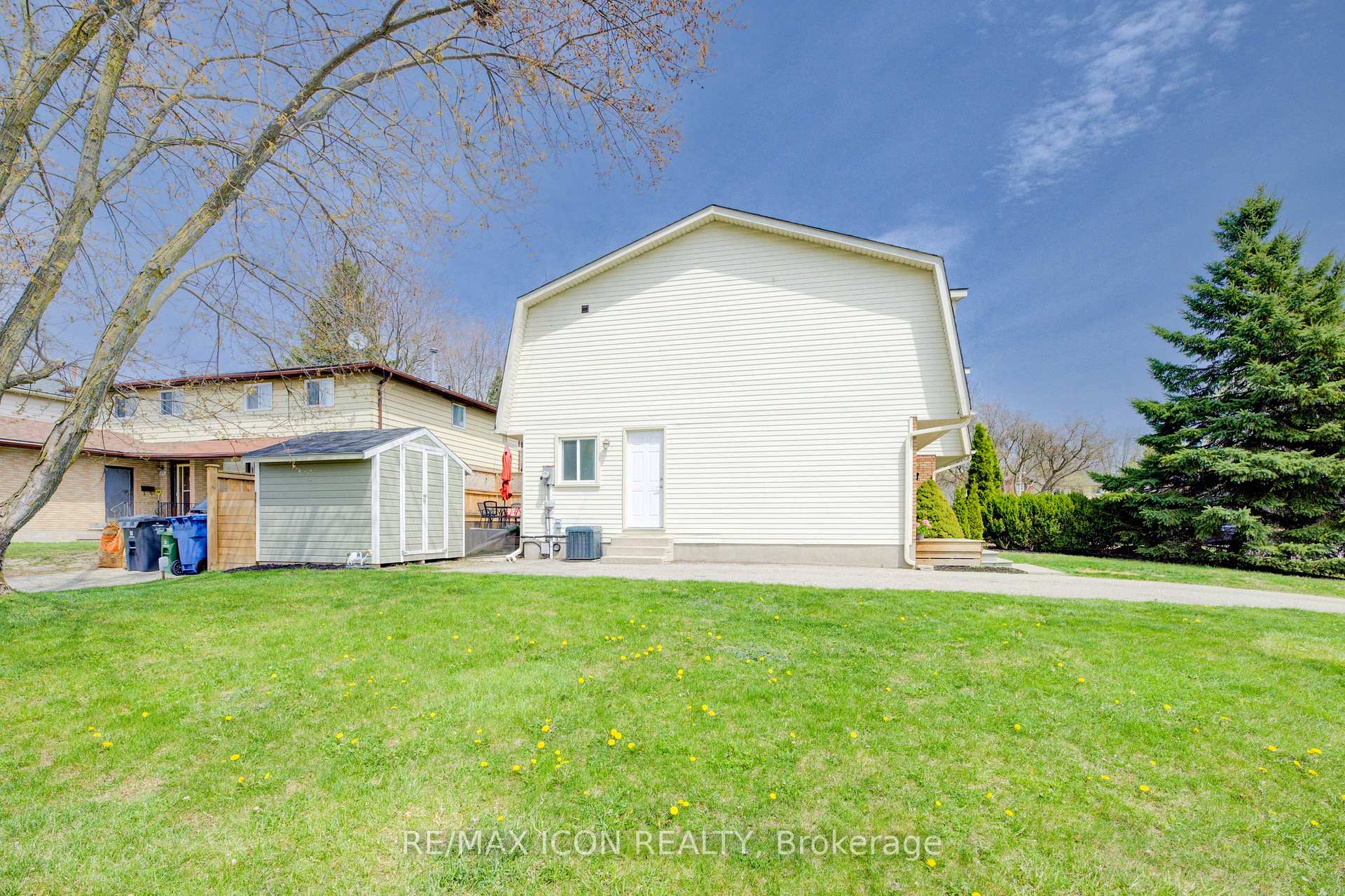 Photo 37 of 2 Briarlea Road, Guelph, Kortright West — HOMEH