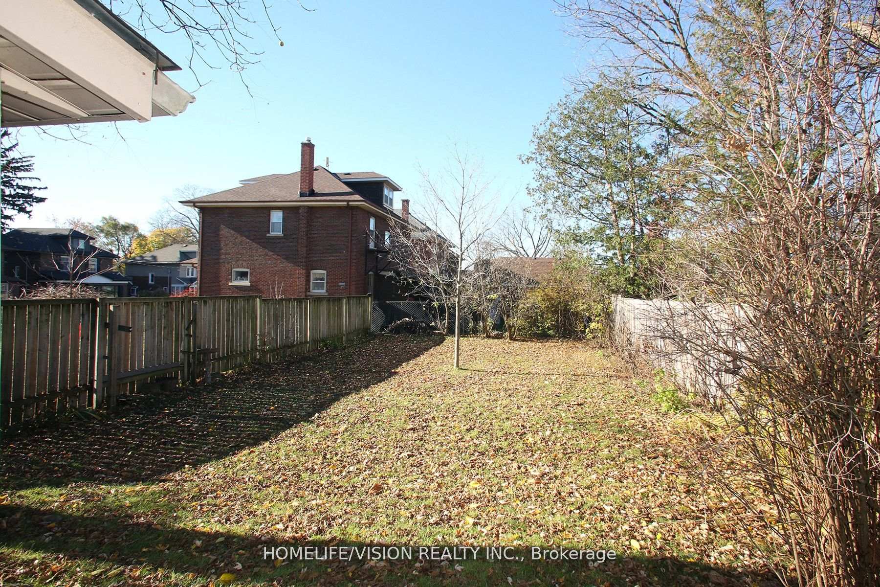 Photo 29 of 106 Oshawa Boulevard N, Oshawa, O'Neill — HOMEH