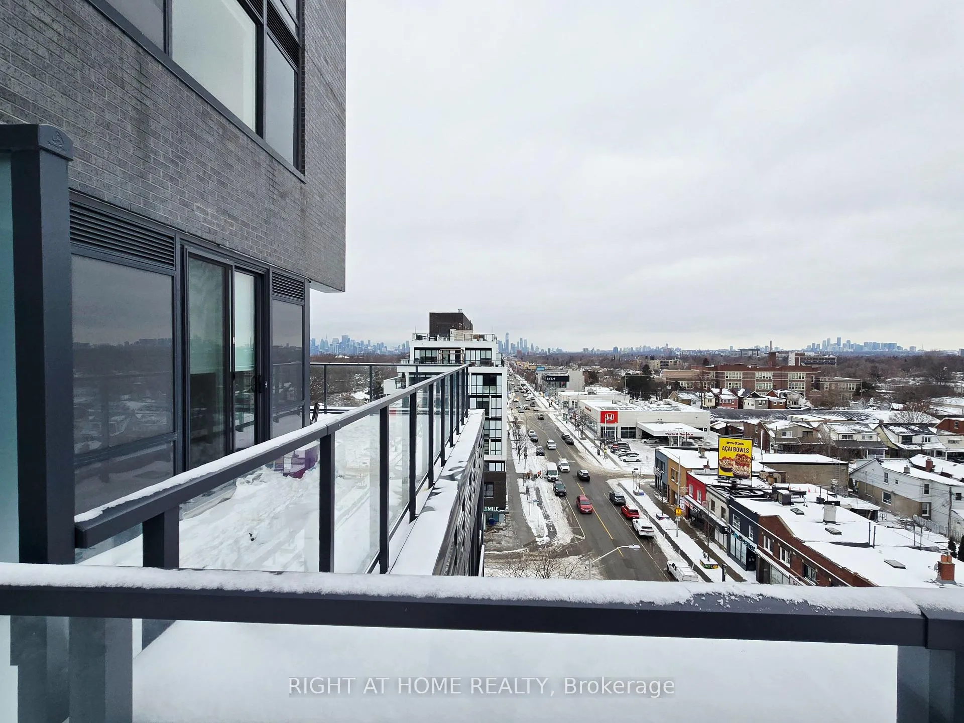 Photo 14 of Unit 804, 2369 Danforth Avenue, Toronto, East End-Danforth — HOMEH