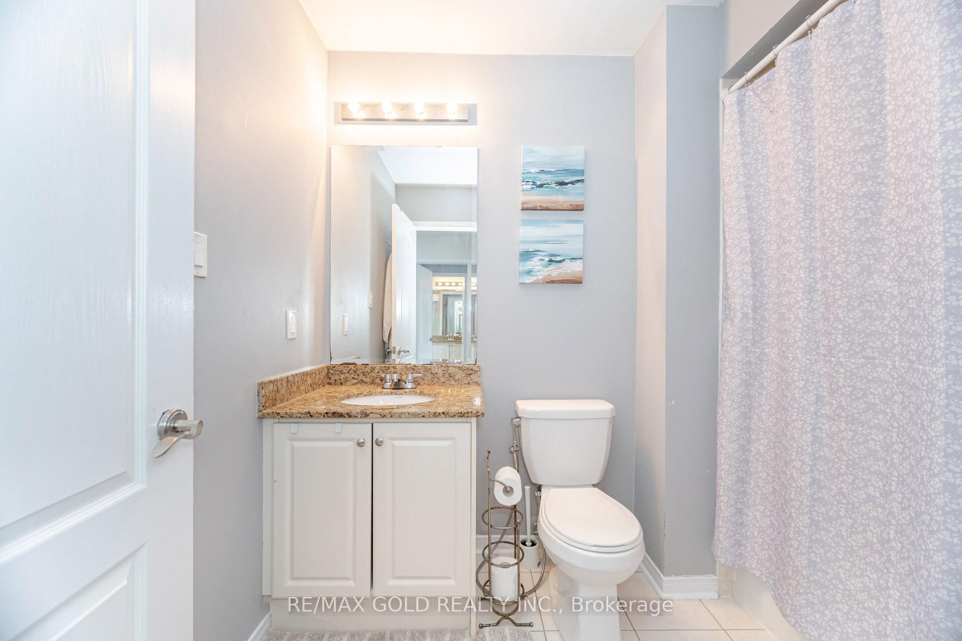 Photo 12 of 22 Yellowknife Road, Brampton, Sandringham-Wellington North — HOMEH