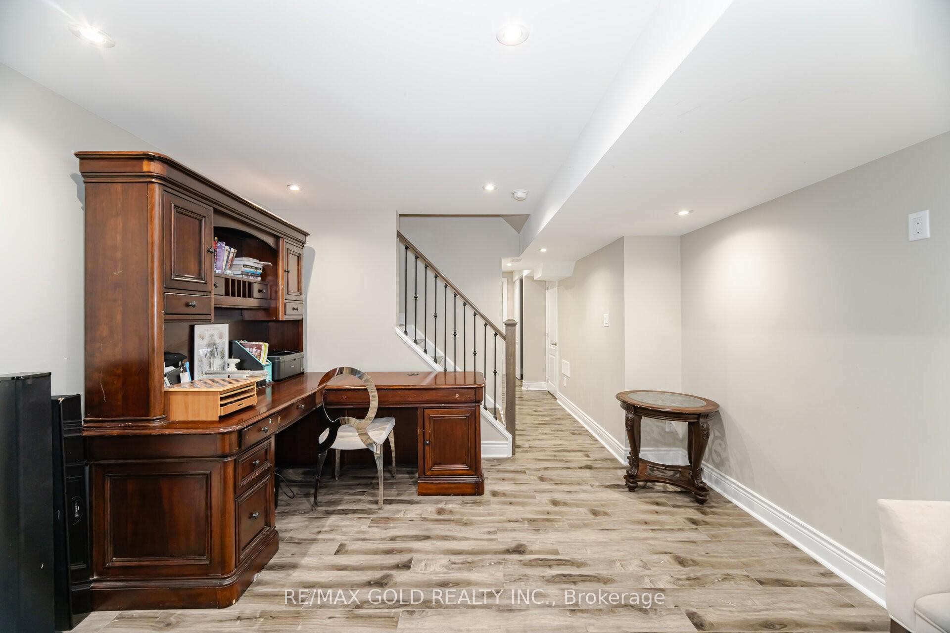 Photo 19 of 22 Yellowknife Road, Brampton, Sandringham-Wellington North — HOMEH