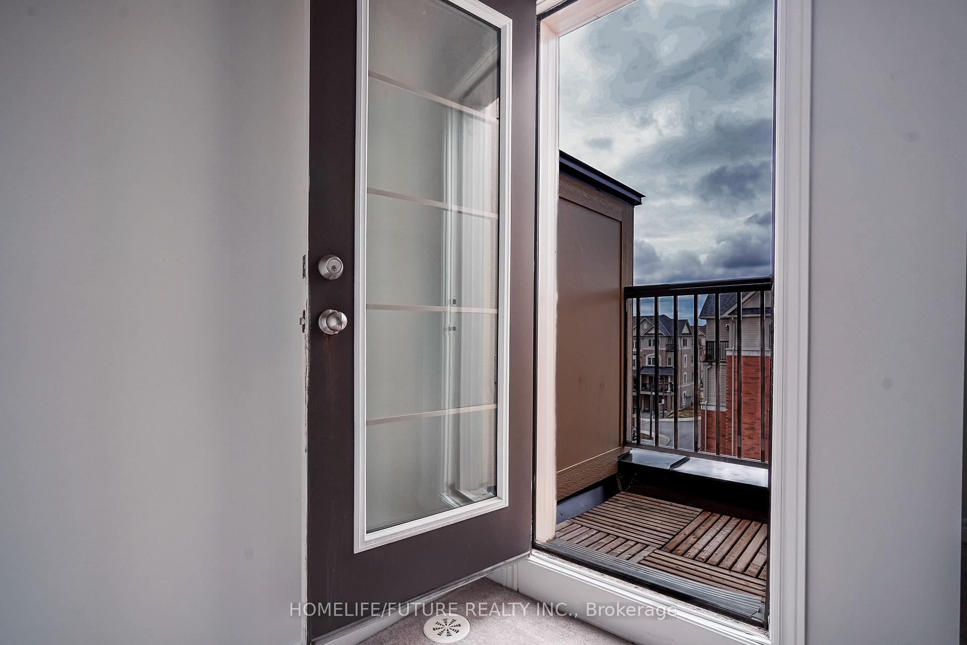Photo 7 of 2520 Rosedrop Path, Oshawa, Windfields — HOMEH