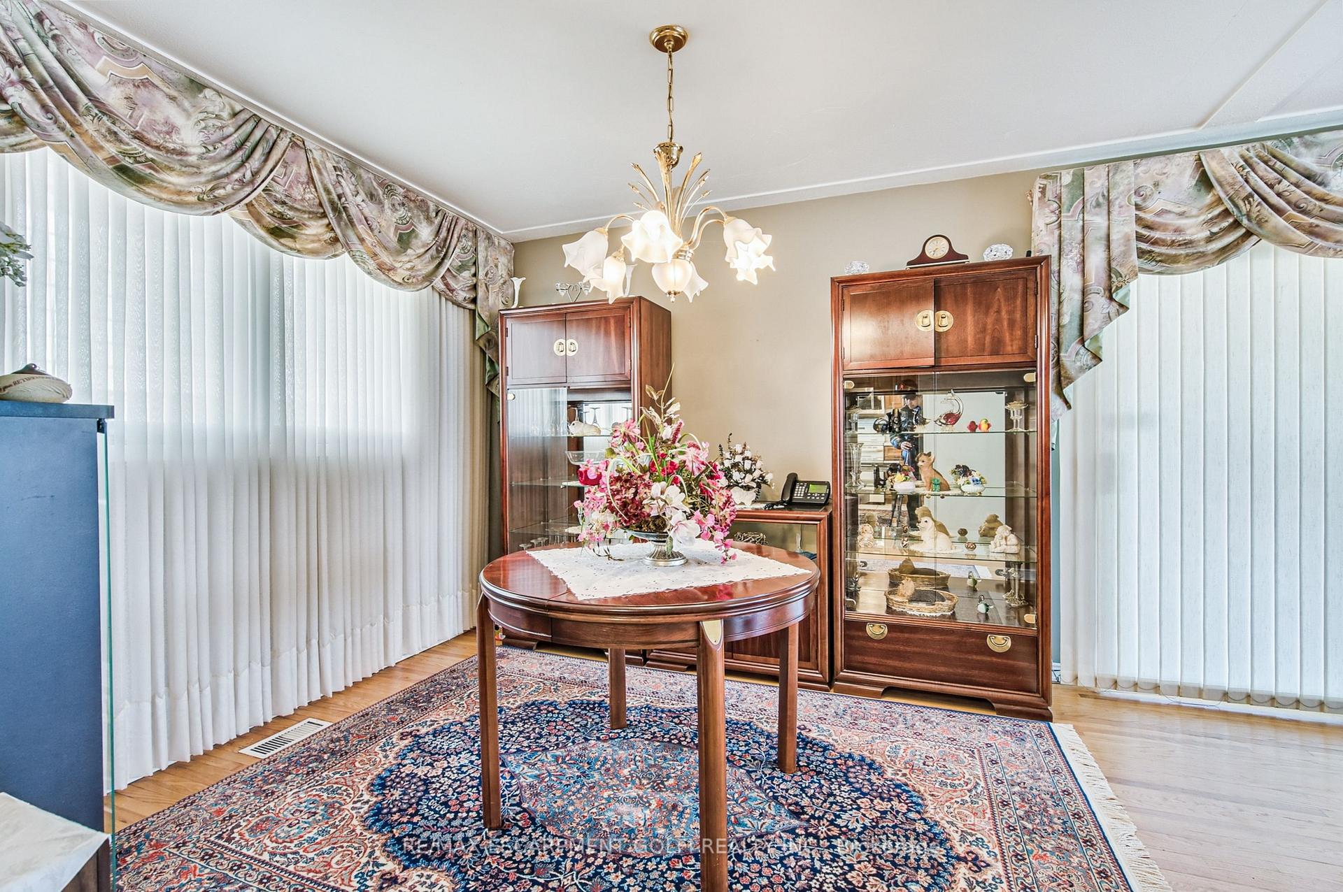 Photo 9 of 25 Blanche Court, Hamilton, Gershome — HOMEH