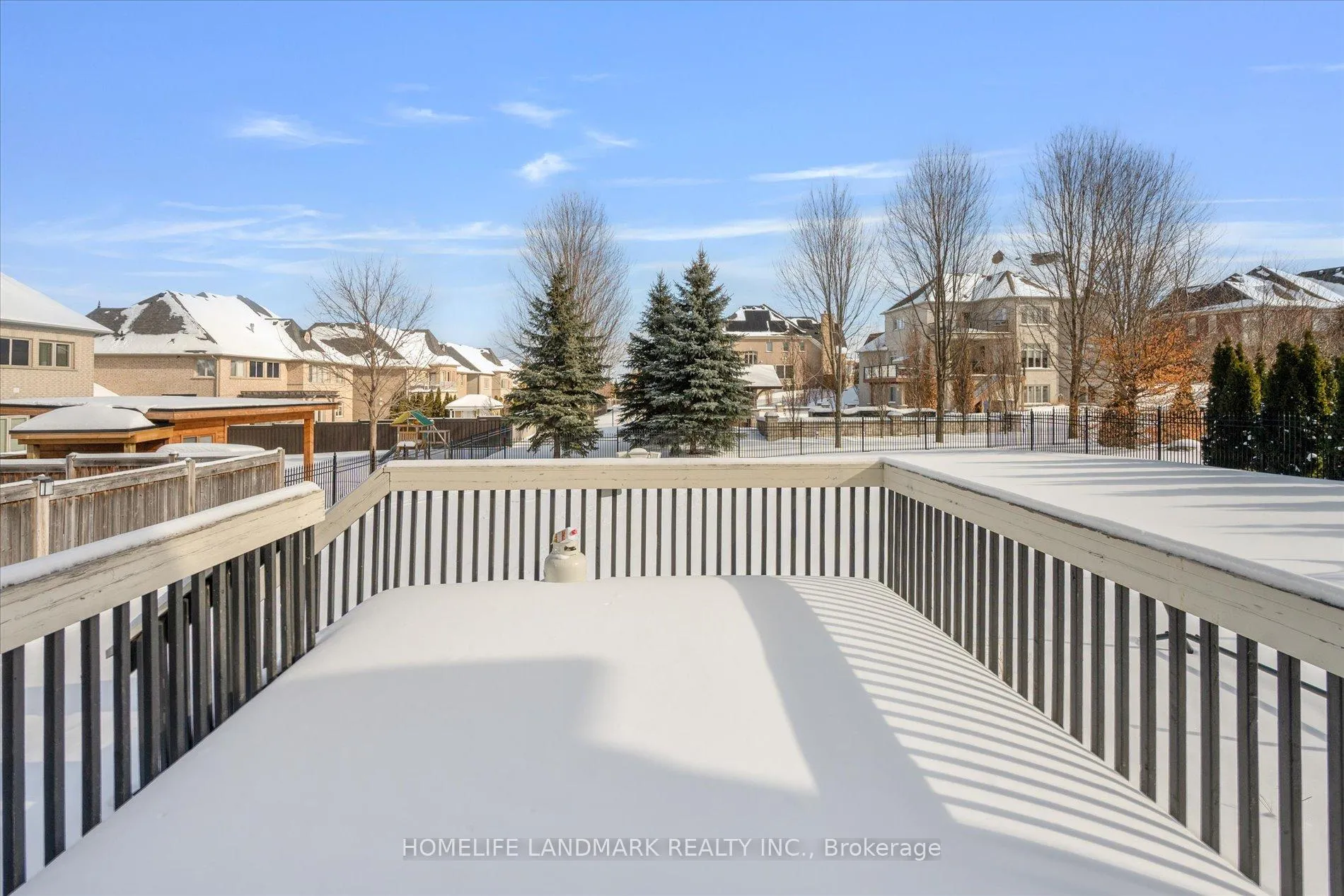 Photo 45 of 45 Carisbrooke Circle, Aurora, Bayview Southeast — HOMEH