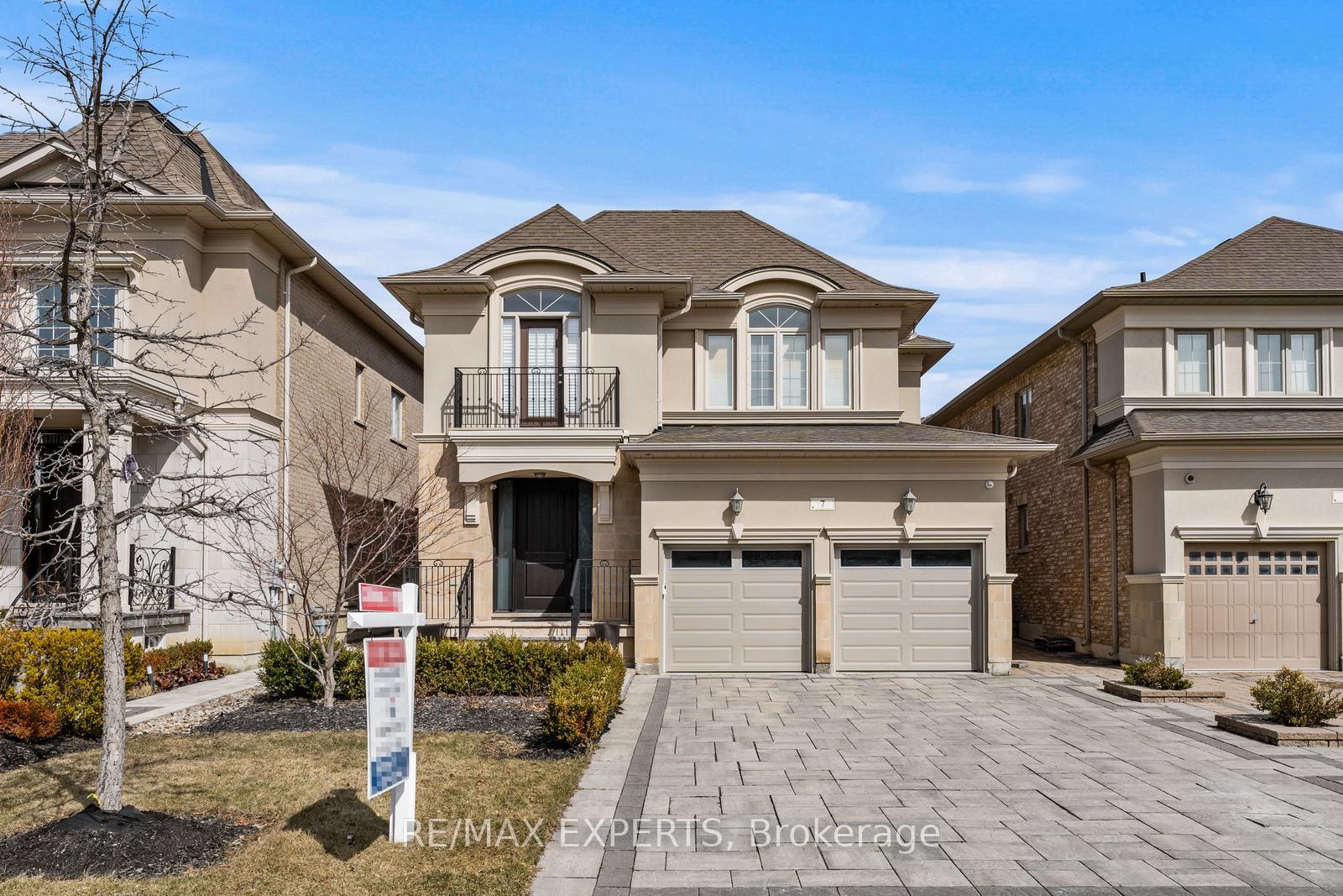 Photo 2 of 7 Drake Street, Vaughan, Vellore Village — HOMEH