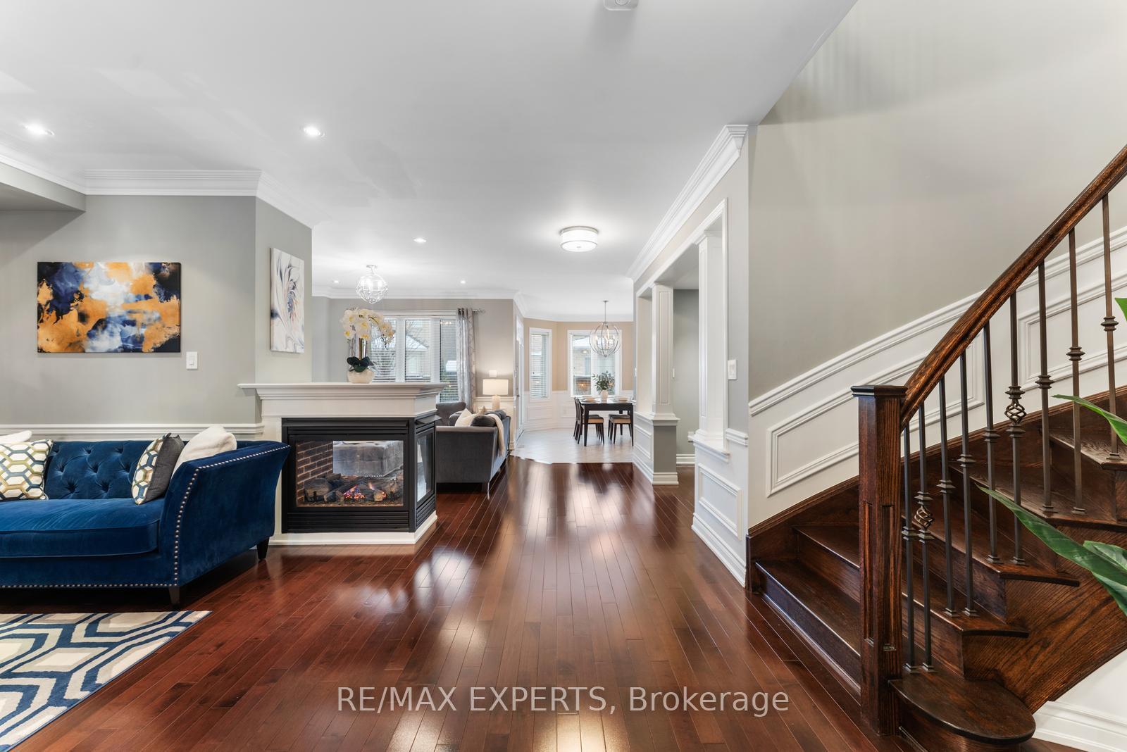 Photo 3 of 7 Drake Street, Vaughan, Vellore Village — HOMEH