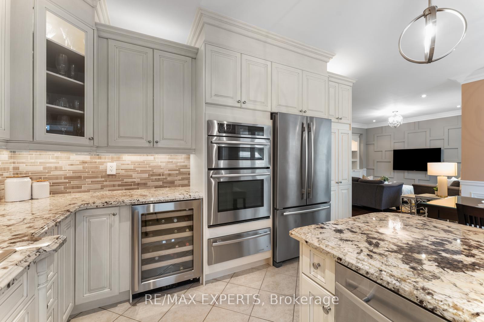 Photo 17 of 7 Drake Street, Vaughan, Vellore Village — HOMEH