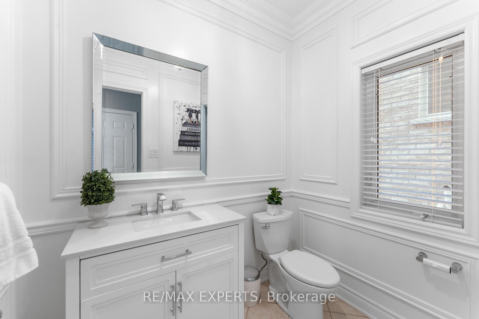 Photo 10 of 7 Drake Street, Vaughan, Vellore Village — HOMEH