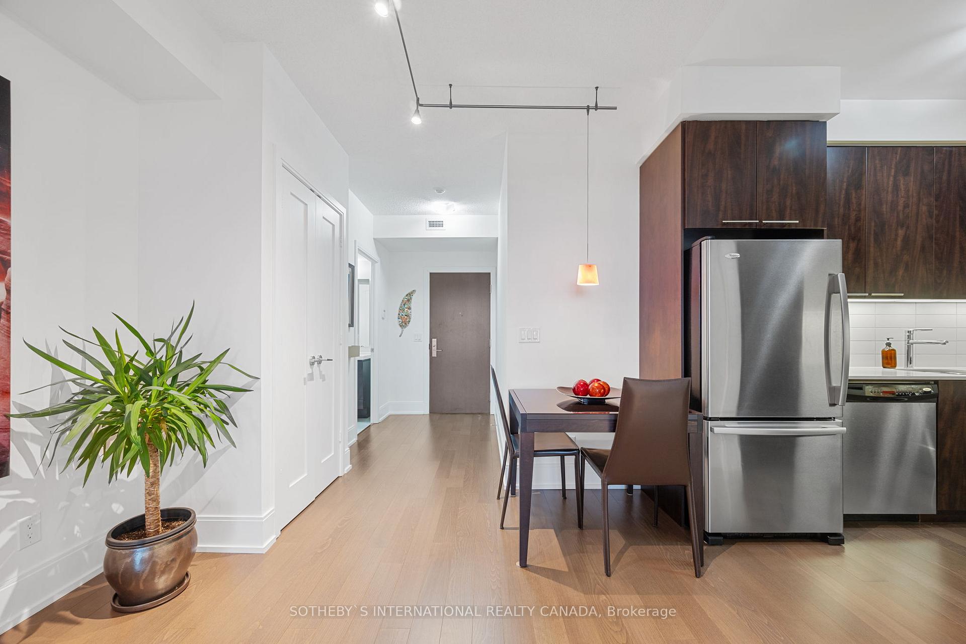 Photo 26 of Unit 1511, 70 Roehampton Avenue, Toronto, Mount Pleasant West — HOMEH