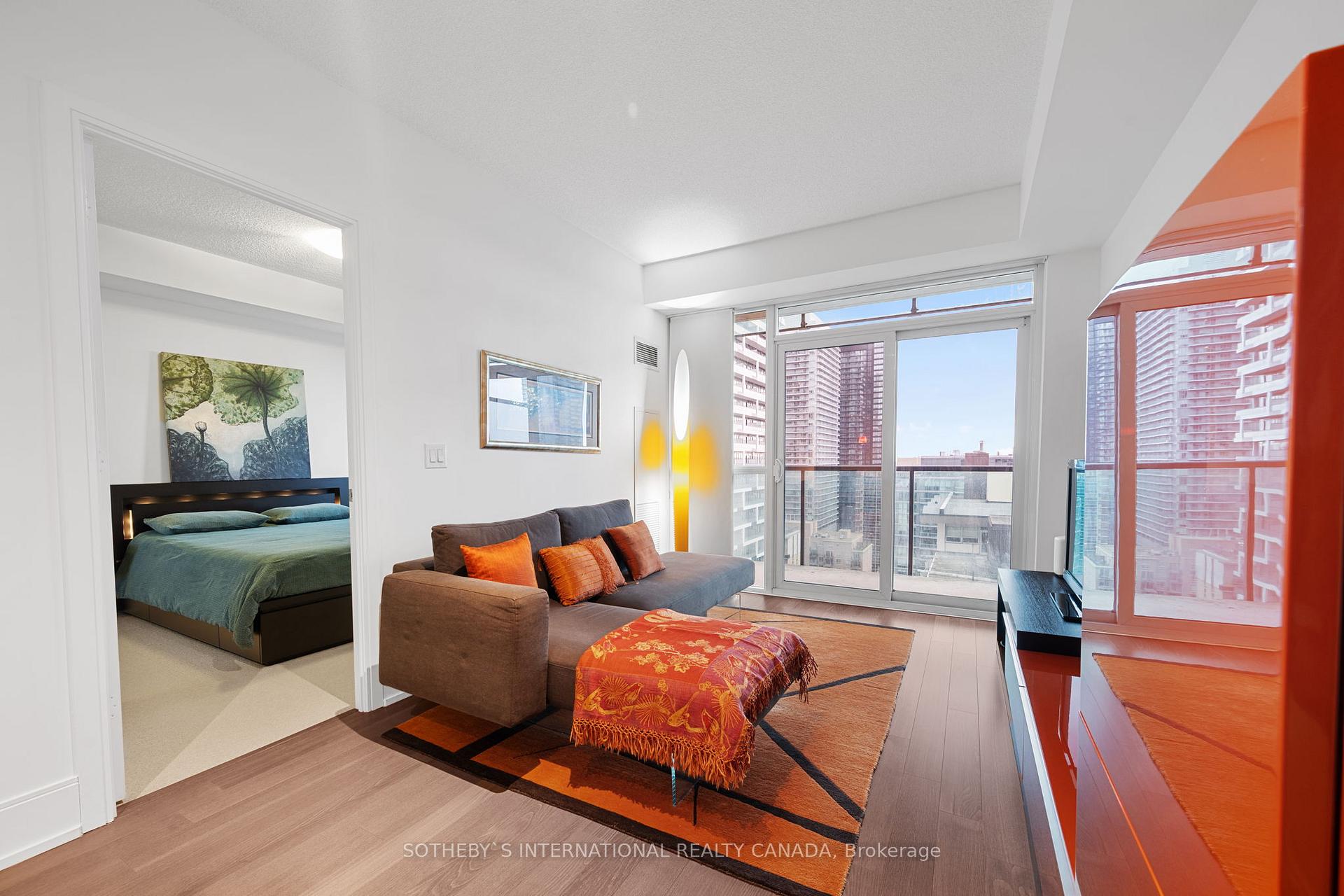 Photo 25 of Unit 1511, 70 Roehampton Avenue, Toronto, Mount Pleasant West — HOMEH