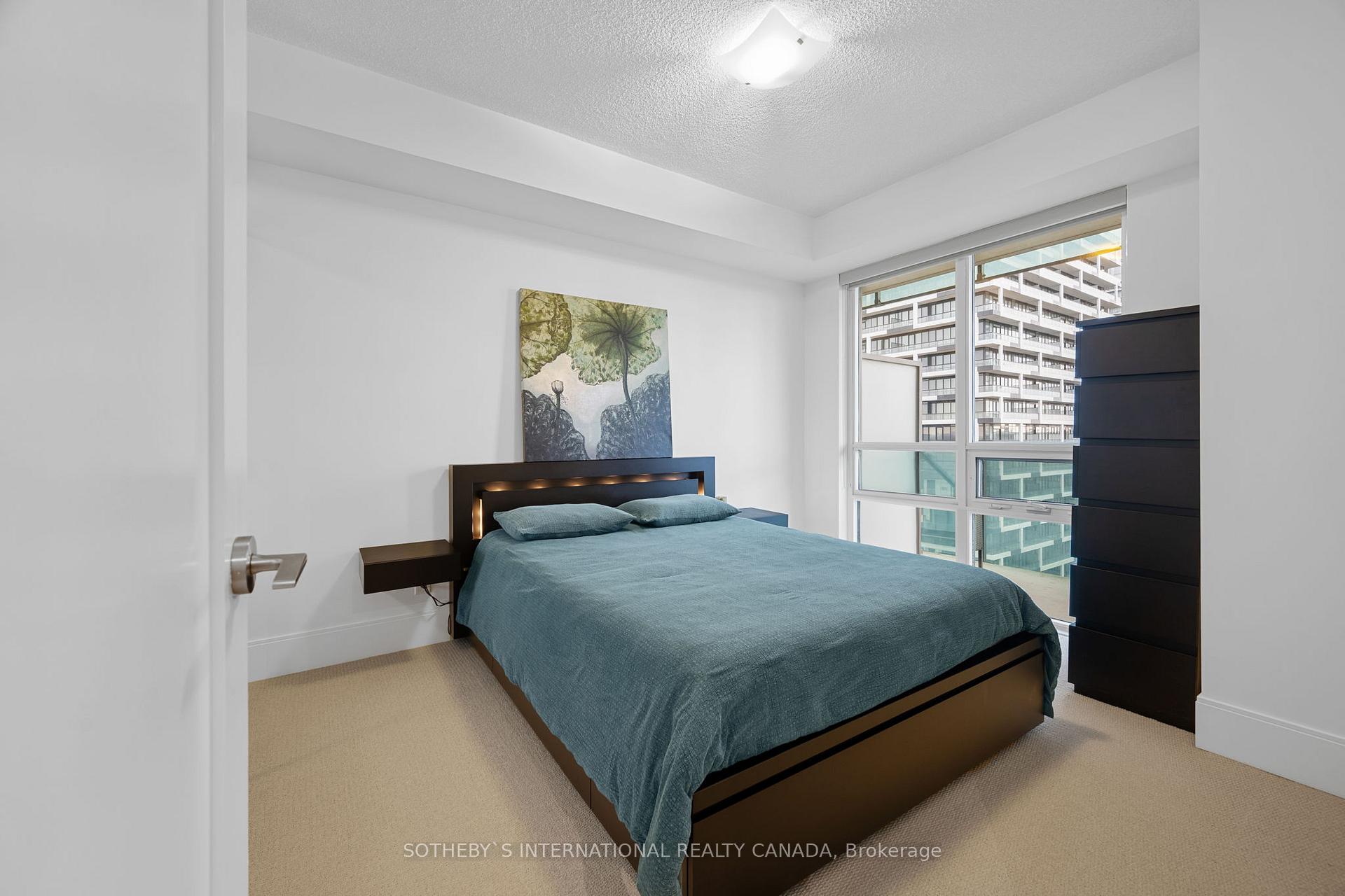 Photo 21 of Unit 1511, 70 Roehampton Avenue, Toronto, Mount Pleasant West — HOMEH