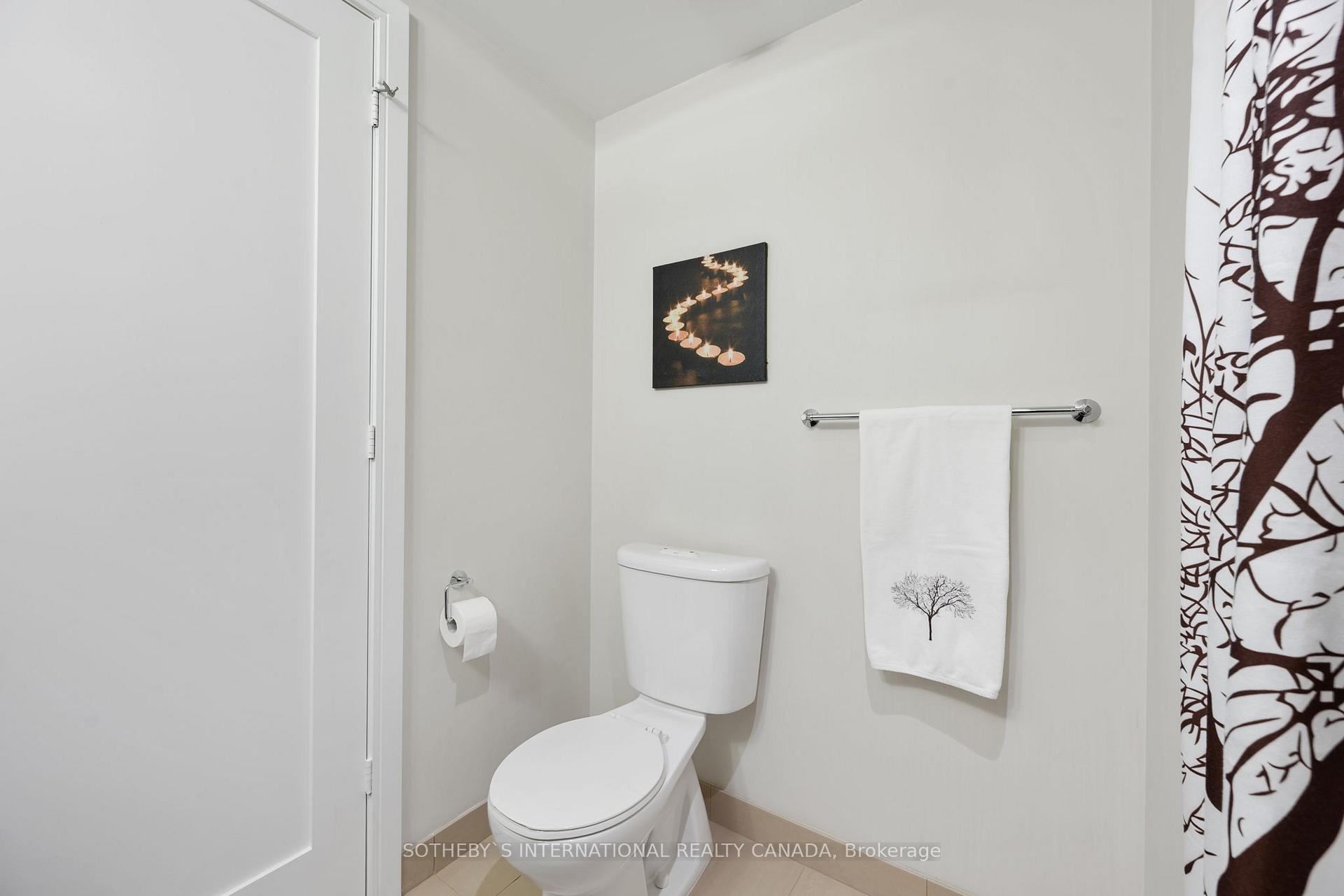 Photo 11 of Unit 1511, 70 Roehampton Avenue, Toronto, Mount Pleasant West — HOMEH