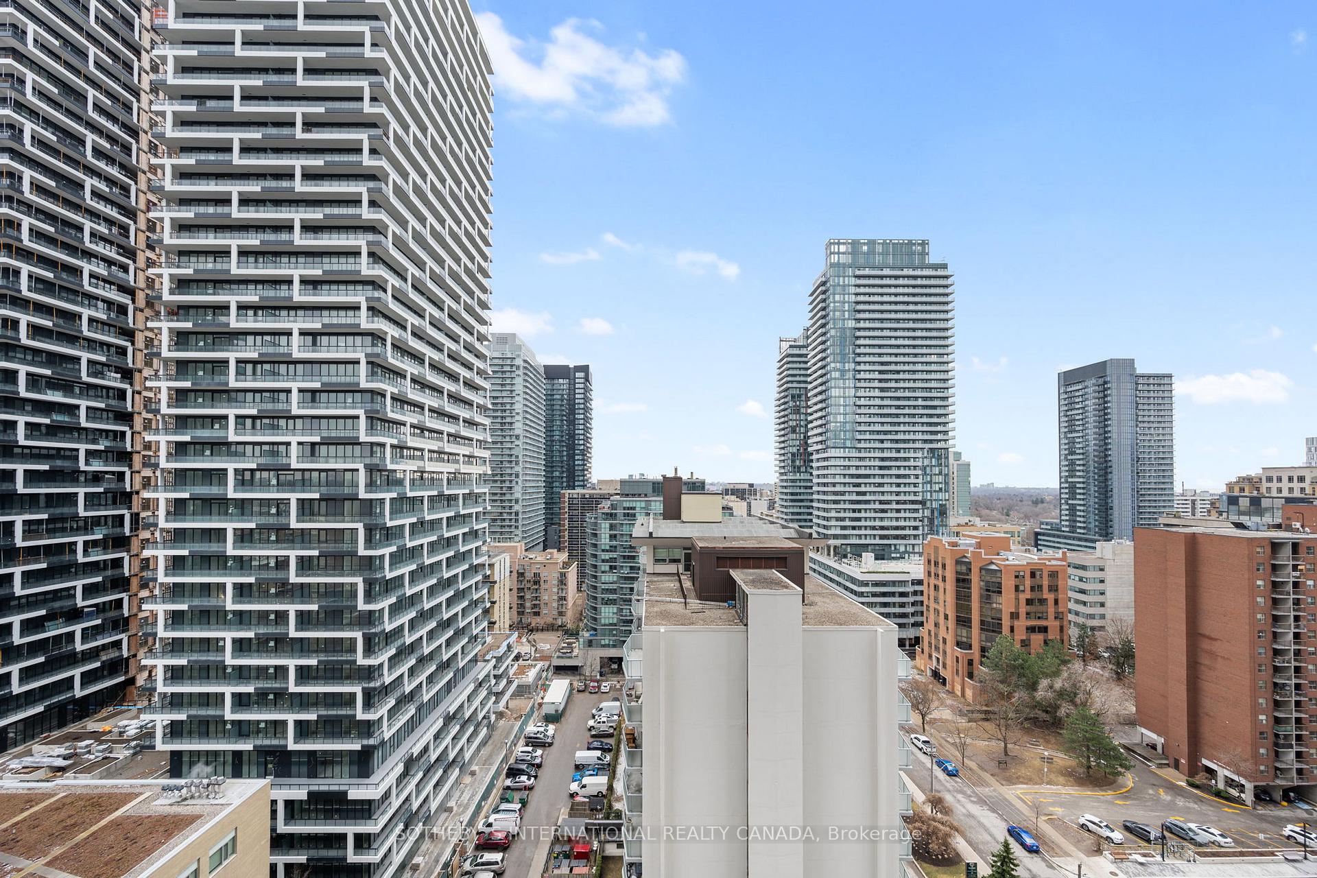 Photo 35 of Unit 1511, 70 Roehampton Avenue, Toronto, Mount Pleasant West — HOMEH