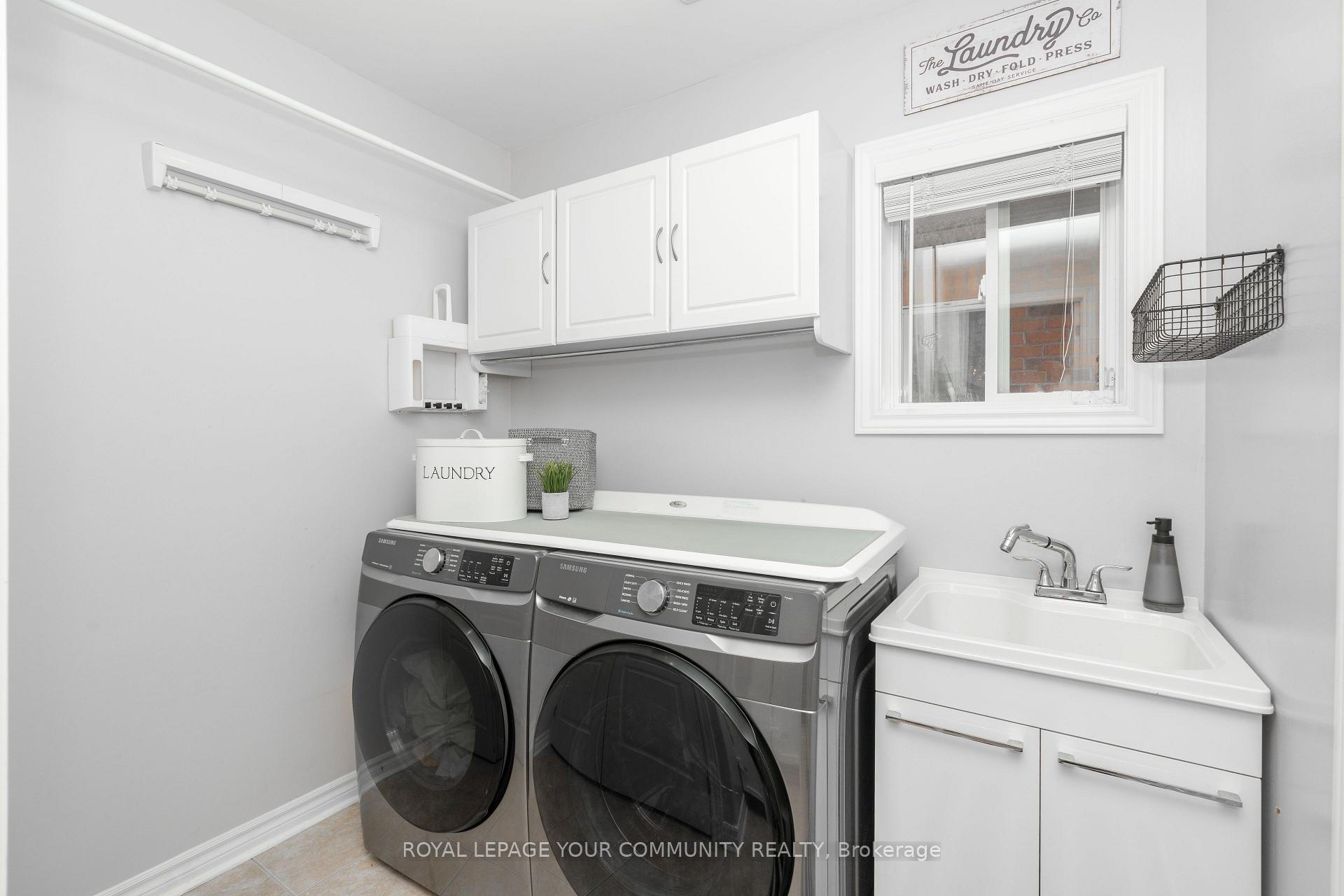 Photo 13 of 2 Connaught Lane, Barrie, Innis-Shore — HOMEH