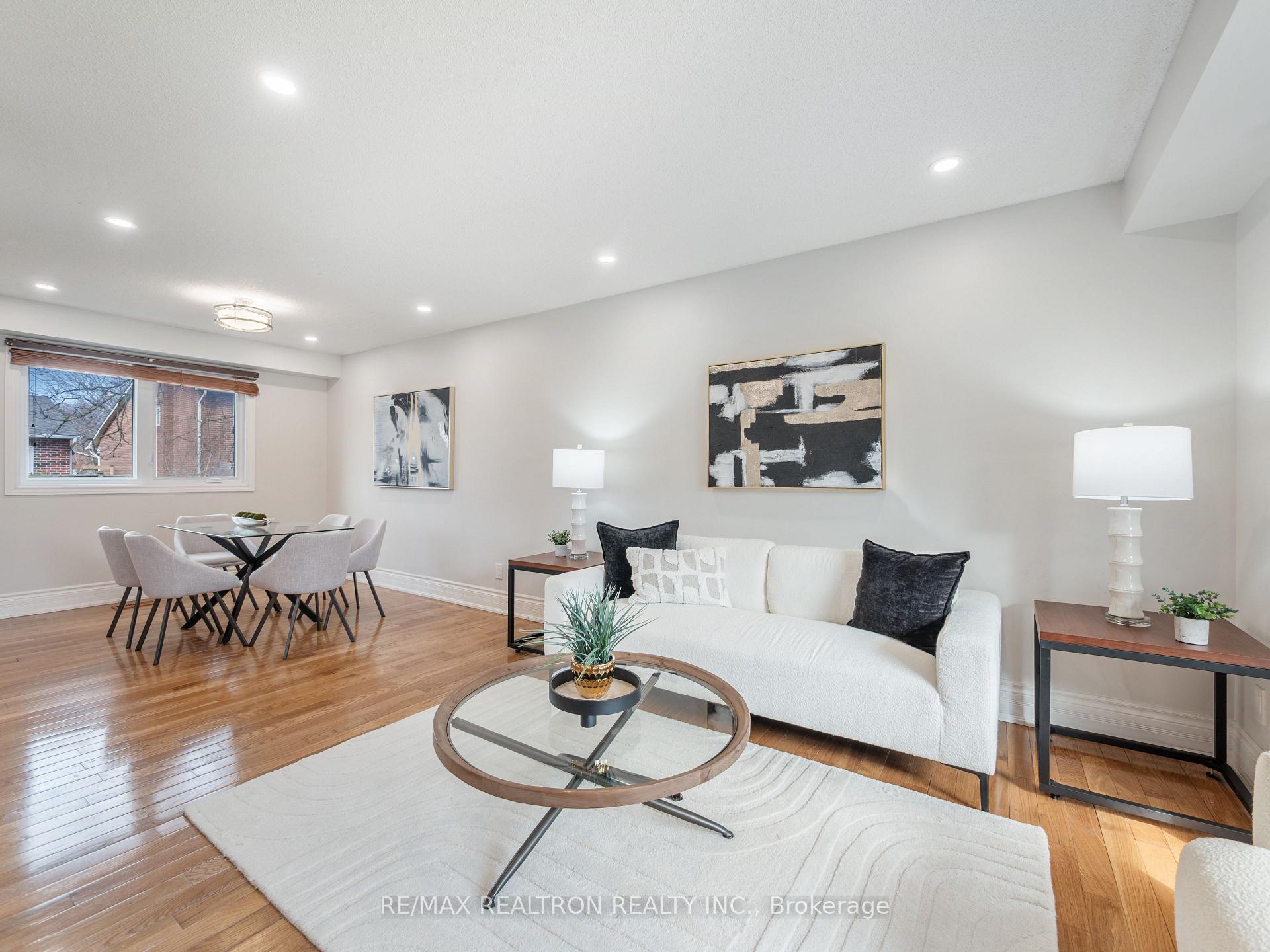 Photo 11 of 200 Willow Lane, Newmarket, Bristol-London — HOMEH