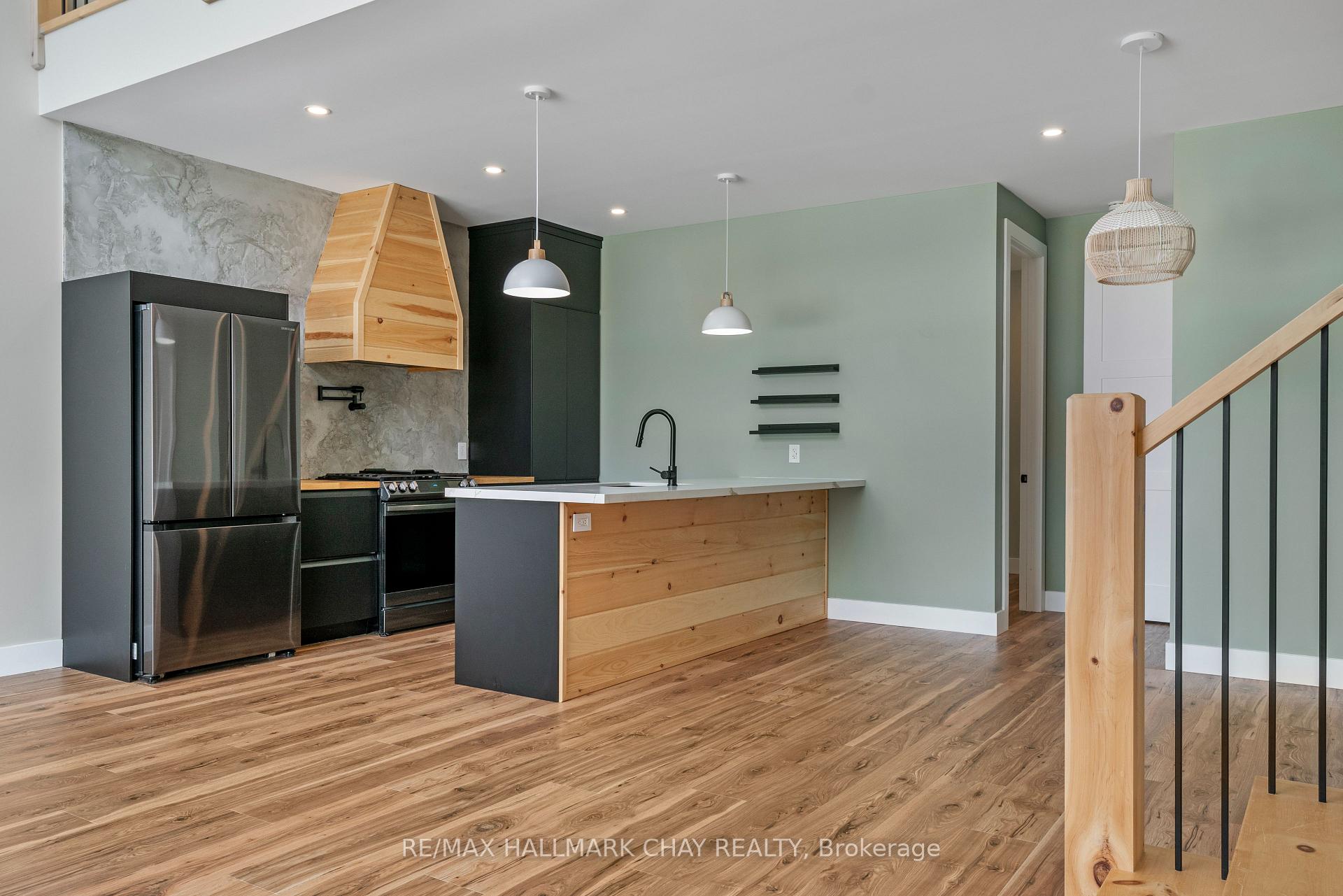 Photo 4 of 197 Musquash Road, Gravenhurst, Muskoka (S) — HOMEH