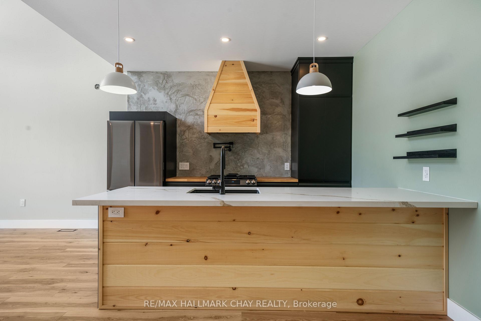 Photo 10 of 197 Musquash Road, Gravenhurst, Muskoka (S) — HOMEH