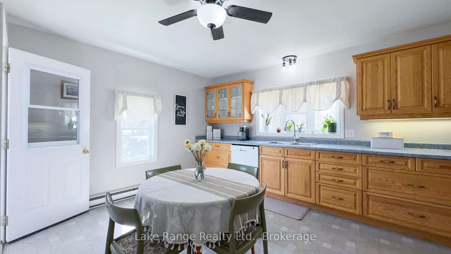 Photo 24 of 592 Inglis Street, Huron-Kinloss, Lucknow — HOMEH