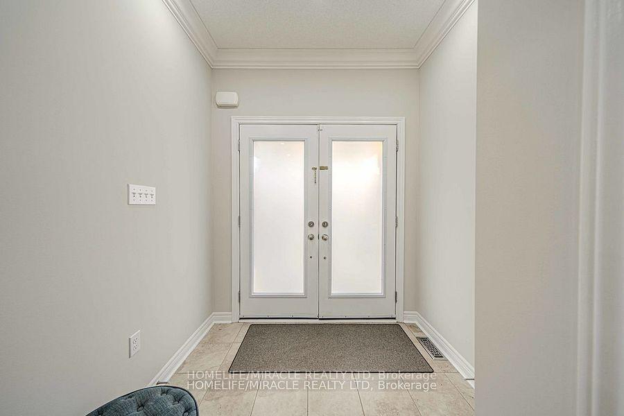 Photo 2 of 828 Black Cherry Drive, Oshawa, Taunton — HOMEH