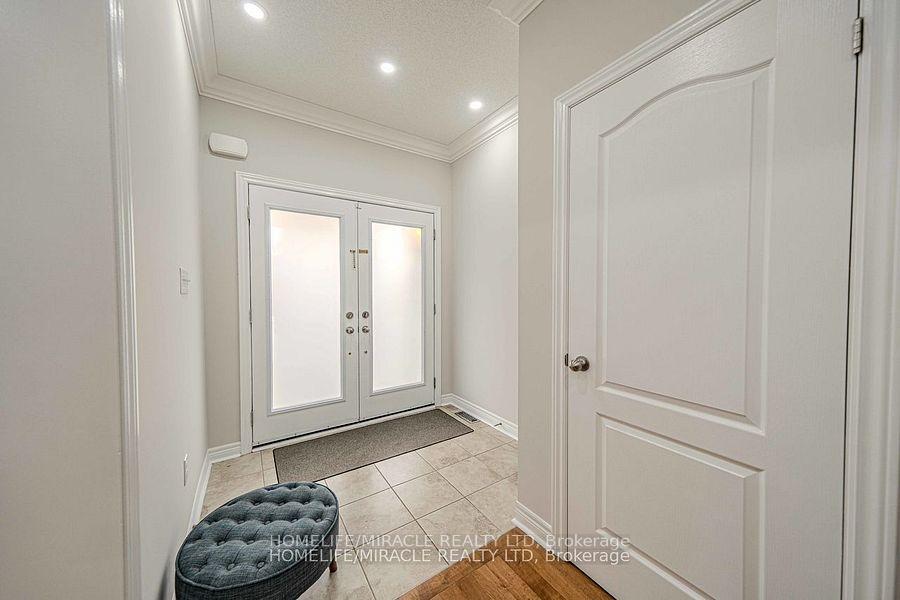 Photo 14 of 828 Black Cherry Drive, Oshawa, Taunton — HOMEH