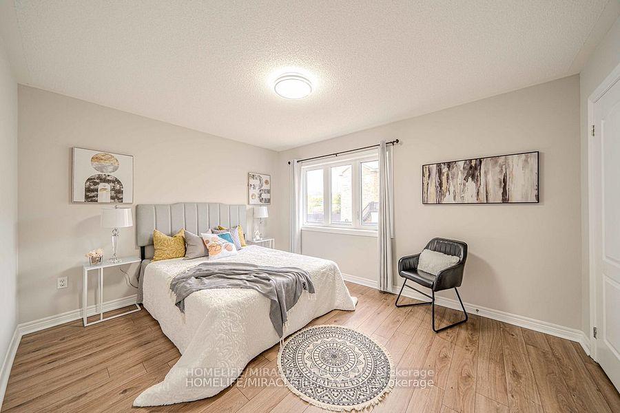 Photo 31 of 828 Black Cherry Drive, Oshawa, Taunton — HOMEH