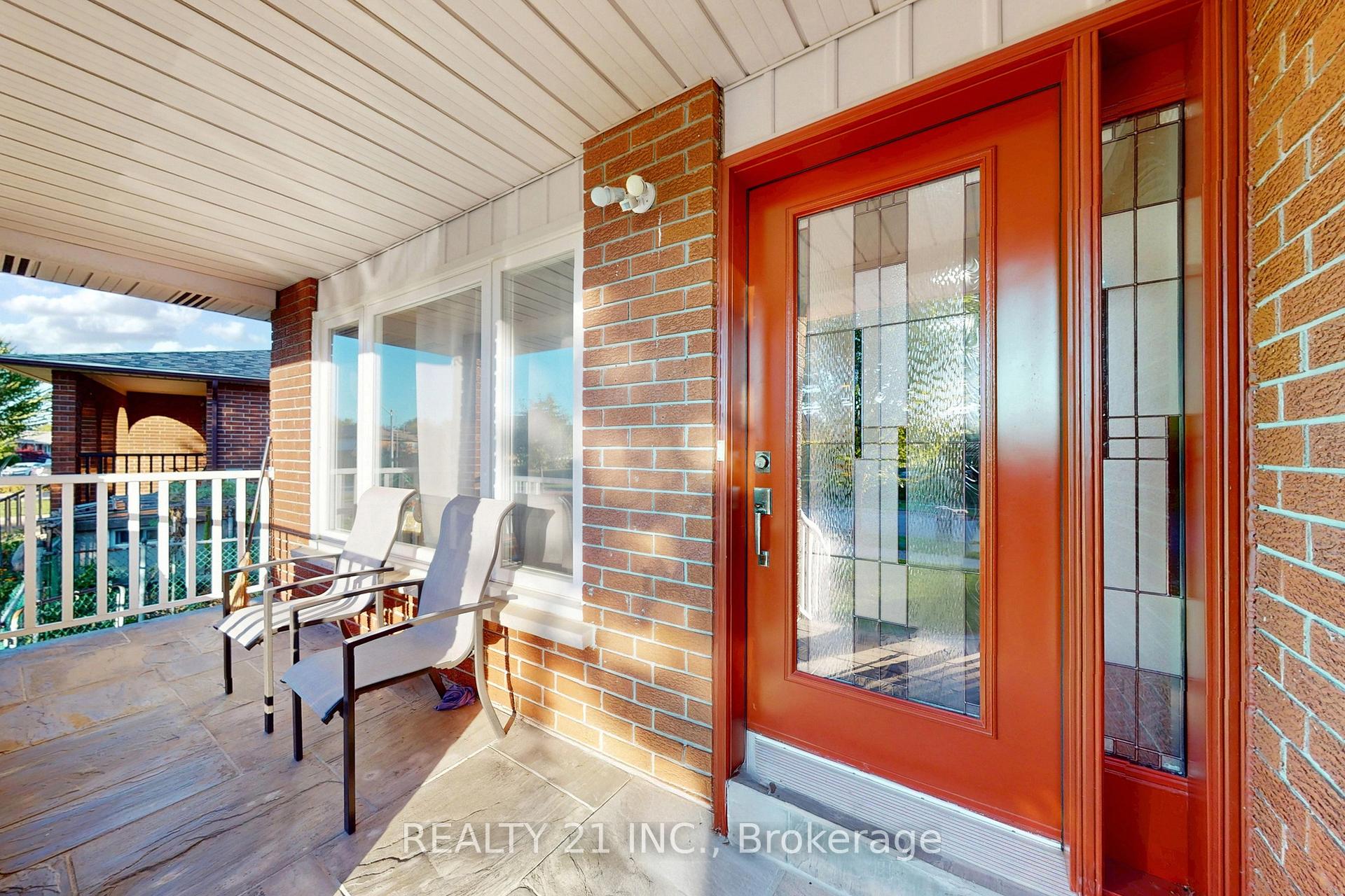 Photo 5 of 27 Jardine Street, Brampton, Northgate — HOMEH