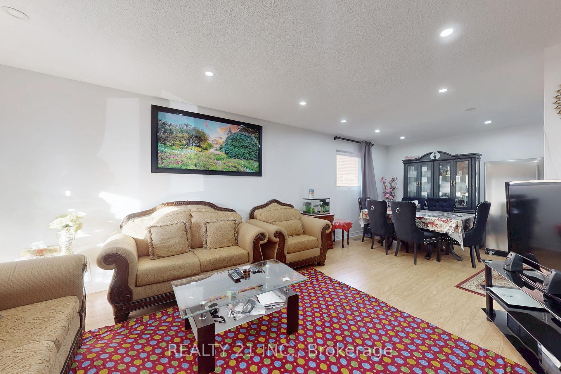 Photo 7 of 27 Jardine Street, Brampton, Northgate — HOMEH