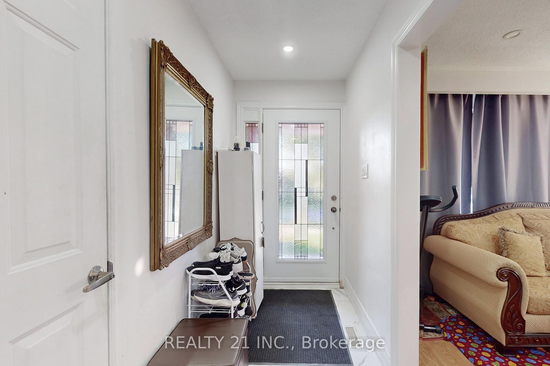 Photo 16 of 27 Jardine Street, Brampton, Northgate — HOMEH