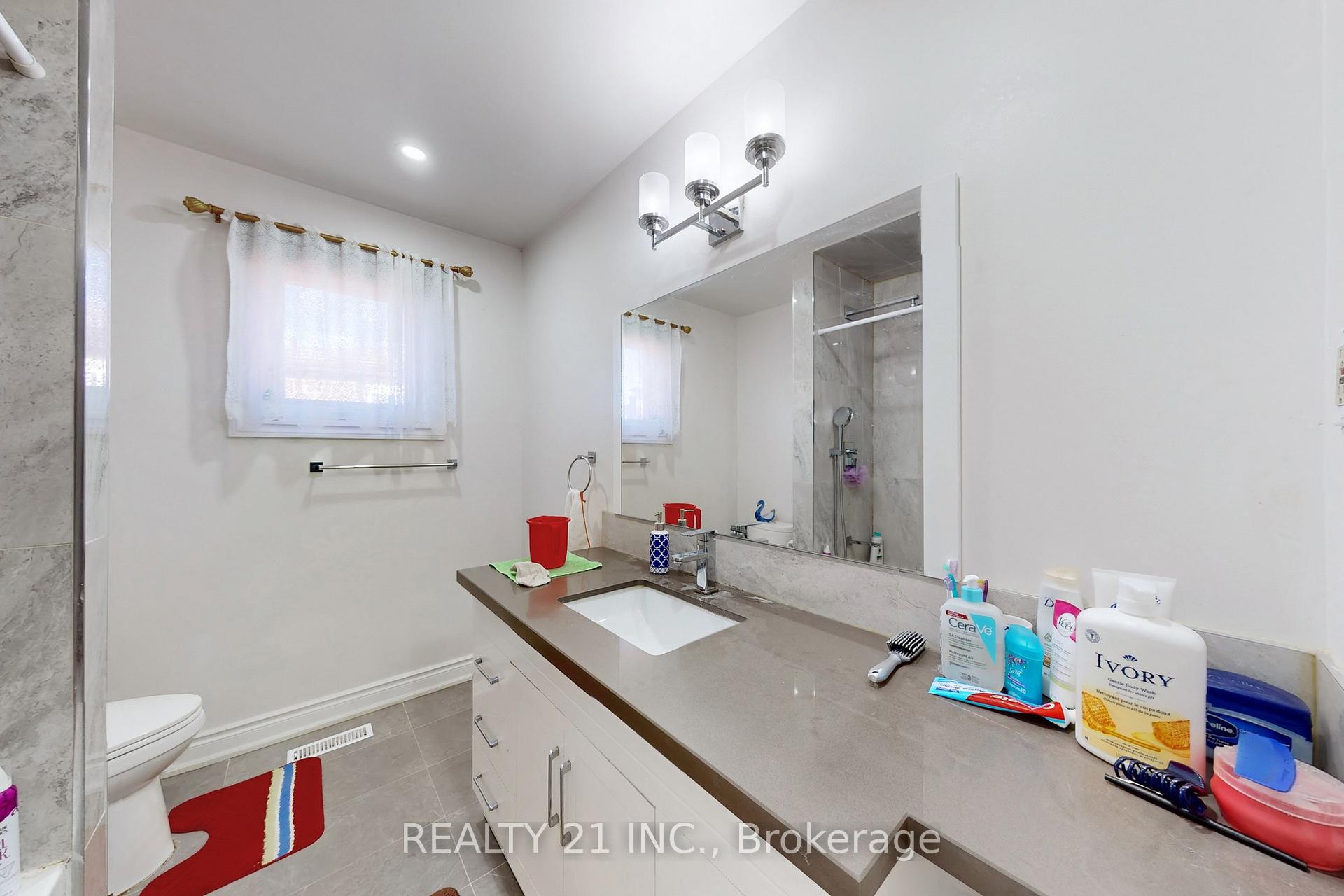 Photo 25 of 27 Jardine Street, Brampton, Northgate — HOMEH