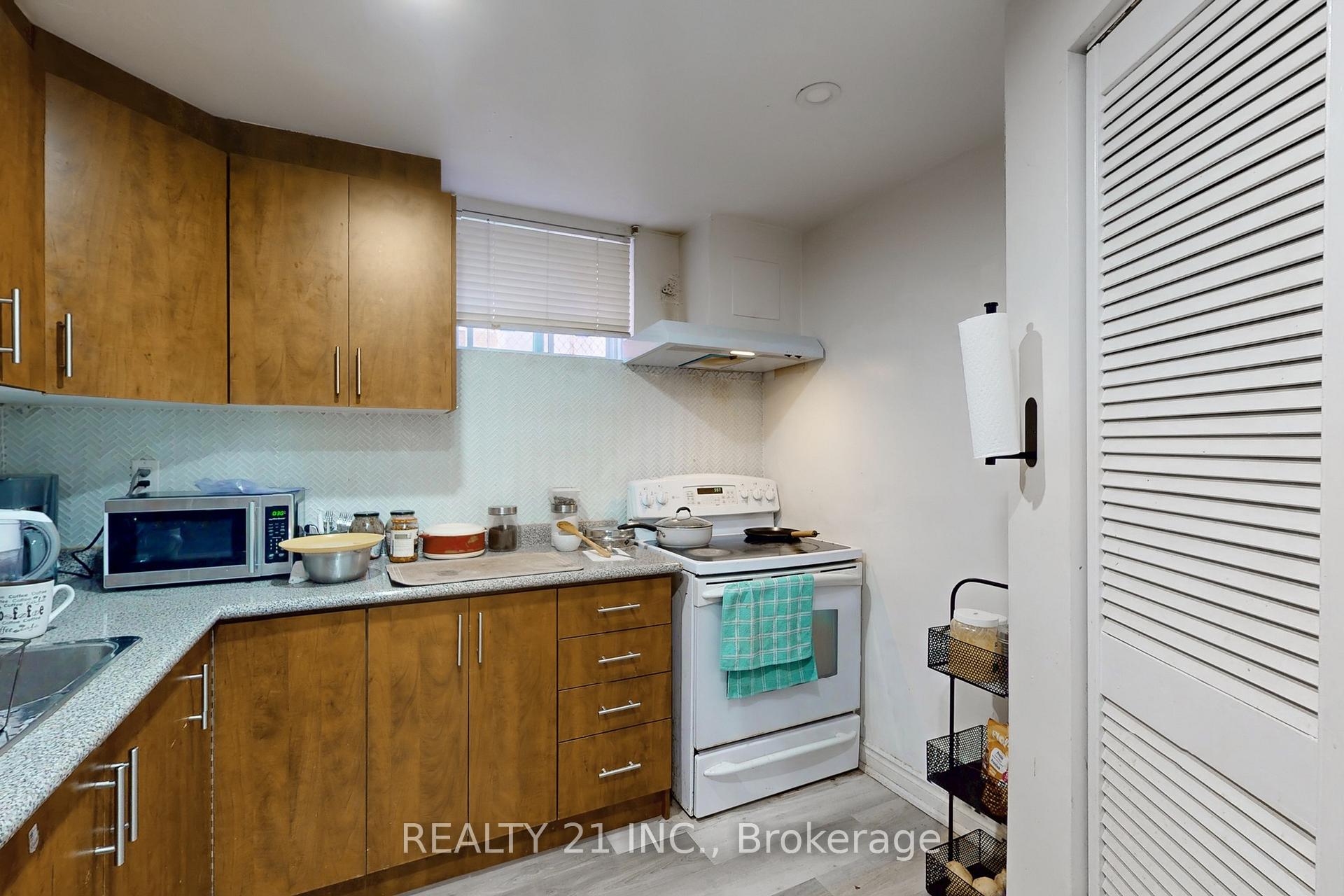 Photo 35 of 27 Jardine Street, Brampton, Northgate — HOMEH