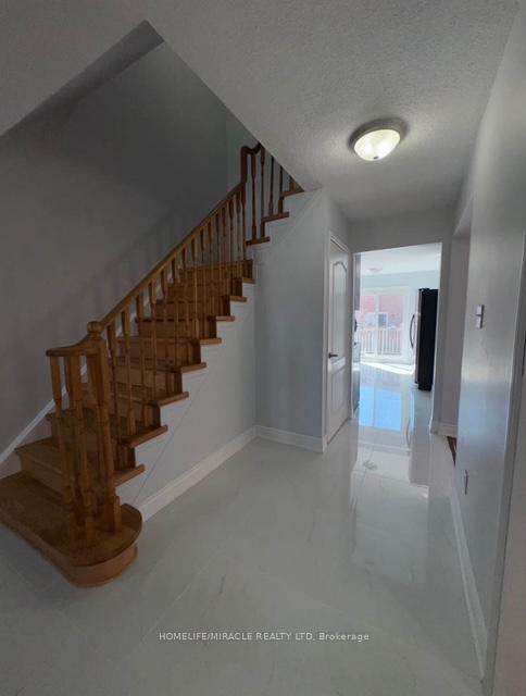 Photo 3 of 156 Richvale Drive S, Brampton, Heart Lake East — HOMEH