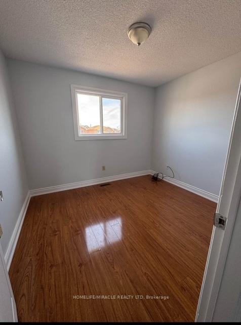 Photo 14 of 156 Richvale Drive S, Brampton, Heart Lake East — HOMEH