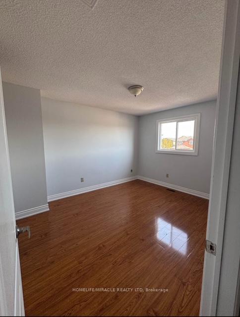 Photo 13 of 156 Richvale Drive S, Brampton, Heart Lake East — HOMEH