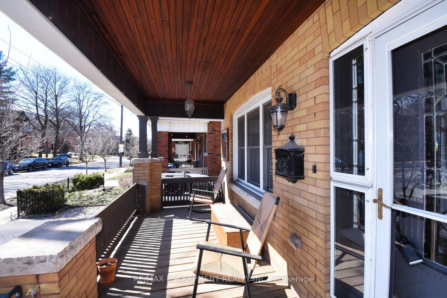 Photo 3 of 45 Maplewood Avenue, Hamilton, St. Clair — HOMEH